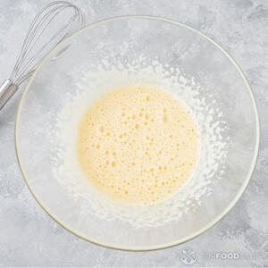 Взбить яйца