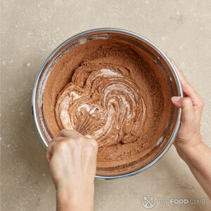 Замешать тесто