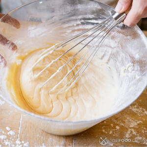 Замешать тесто