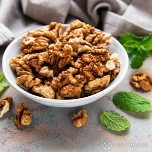 Подготовить орехи