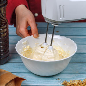 Взбить крем