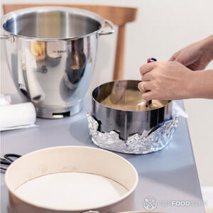 Перелить тесто