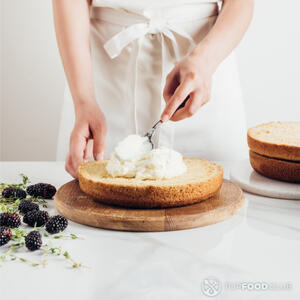 Нанести крем