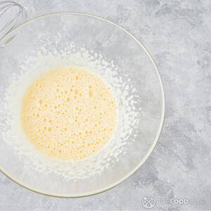 Взбить яйца