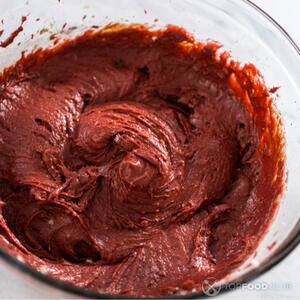 Перемешать с красителем