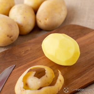 Очистить картофель