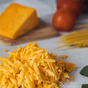 Натереть сыр