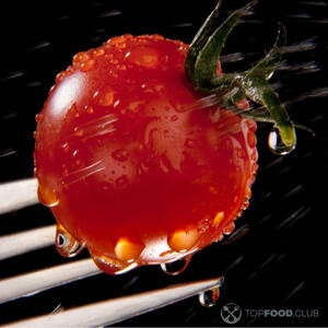 Помыть помидоры