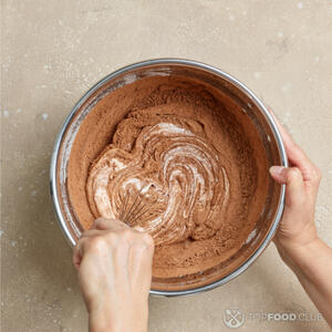 Замешать тесто