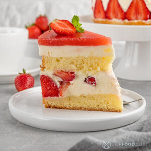 Нарезать торт