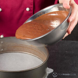 Перелить тесто