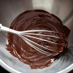 Растопить шоколад