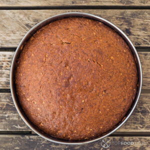 Достать бисквит