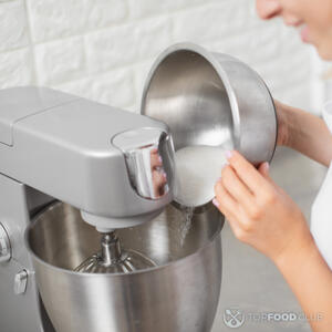 Взбить яйца