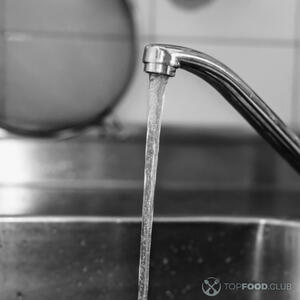 Добавить воду