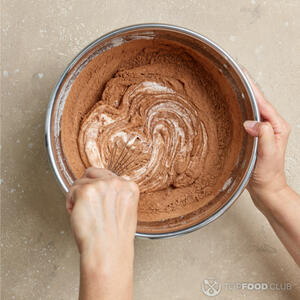 Замешать тесто