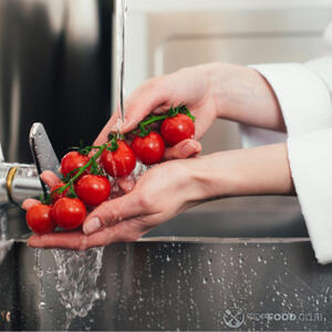 Помыть помидоры