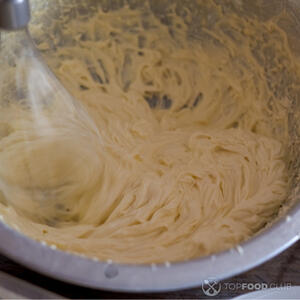 Взбить крем