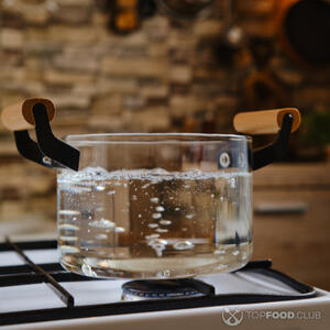 Вскипятить воду