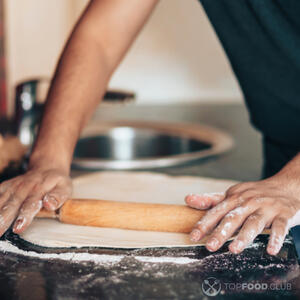 Раскатать тесто