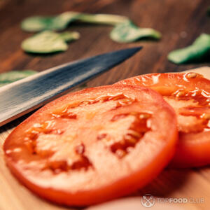 Нарезать помидор