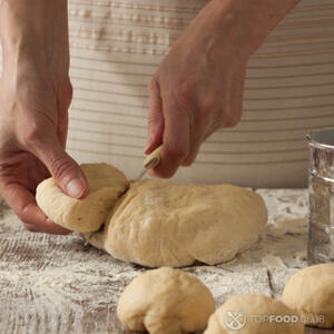 Разделить тесто