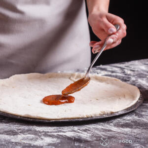 Переместить тесто