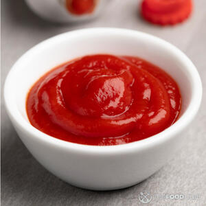 добавить кетчуп