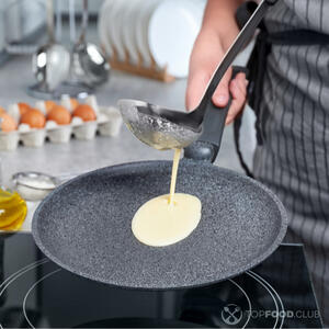 Налить тесто