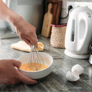 Взбить яйца