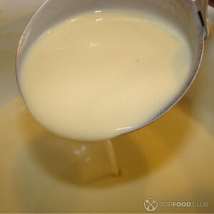 Перемешать тесто