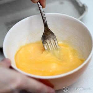 Перемешать вилкой