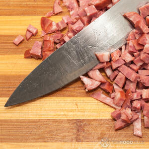 Порезать колбасу