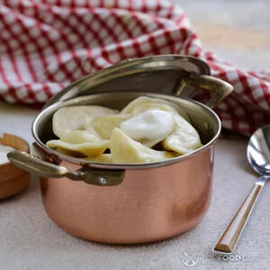 Вынимаем вареники.