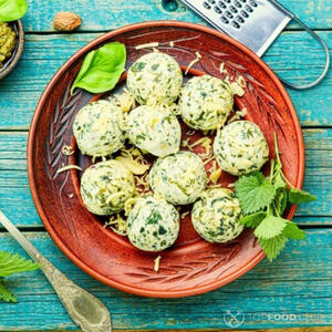 Вынимаем вареники.