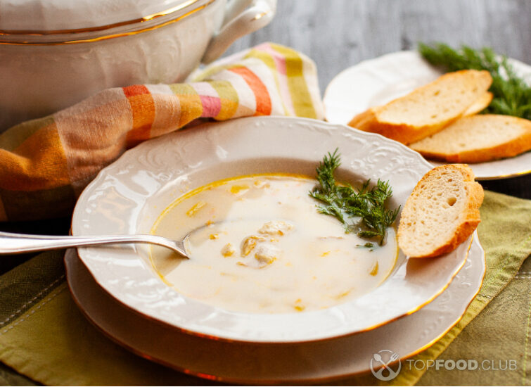 2024-03-15-1opxs0-creamy-fish-soup-with-salmon-potatoes-and-dill-2023-11-27-05-06-14-utc