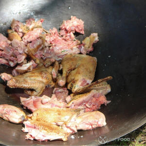 Обжарить утку