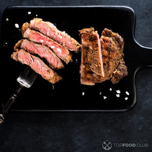 Нарезать стейк