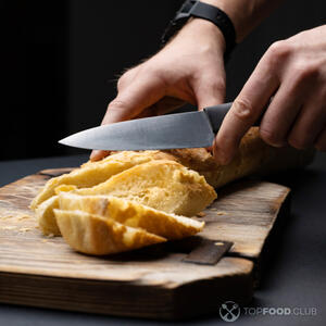 Нарезать багет