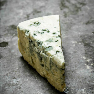 Подготовить сыр с плесенью