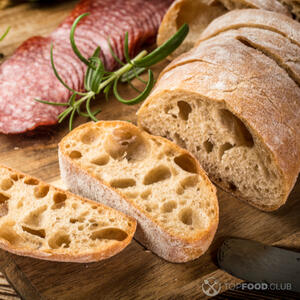 Нарезать чиабатту