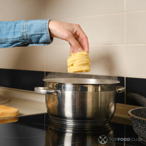 Отварить пасту