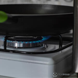 Подготовить сковороду