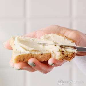 Намазать сыр