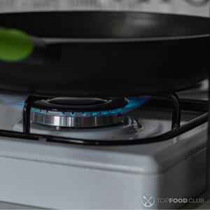 Обжарить говядину