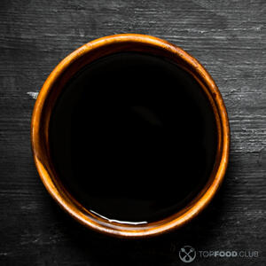 Добавить соевый соус