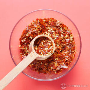 Добавить перец чили