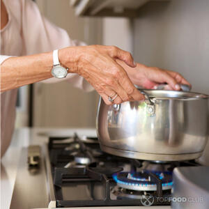 Отварить яйца