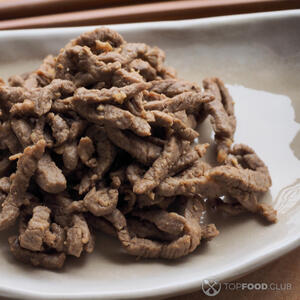 Нарезать говядину