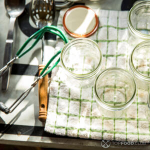 Стерилизовать банки